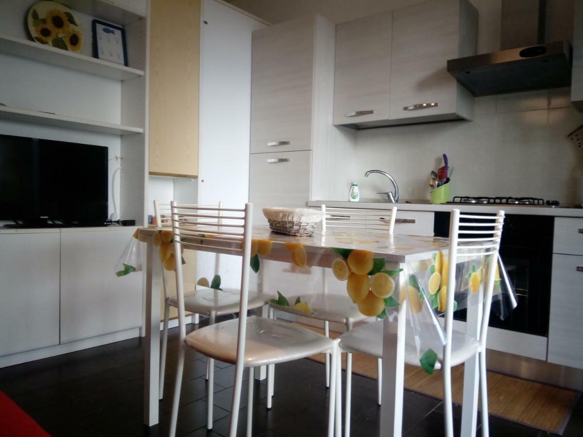 Tigullio Vacations Il Ciliegio Apartment Leivi Bagian luar foto